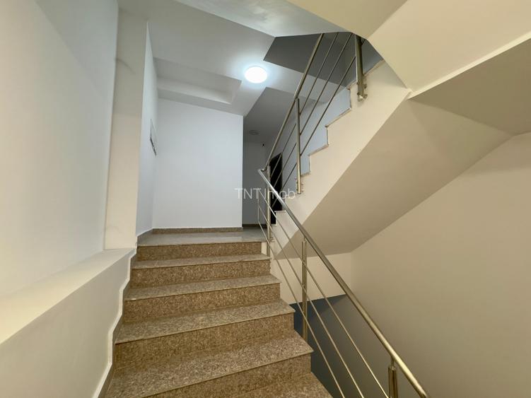 Constructie D+P+3E | Lift | 2 intrari | Parcare Sub | Domenii | Ideal Investitie - 12