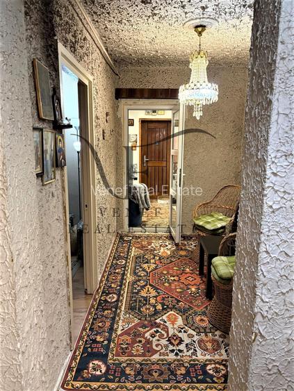 0 Comision 3 Camere 72 mp 2 balcoane 2 bai etaj 10 decomandat Doamna Ghica Ion B - 12