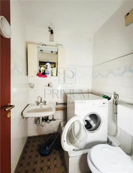 BUCOVINA - ETAJ 3 - BLOC IZOLAT - DECOMANDAT - 4 CAMERE - 2 BAI - 2 BALCOANE - C - 6