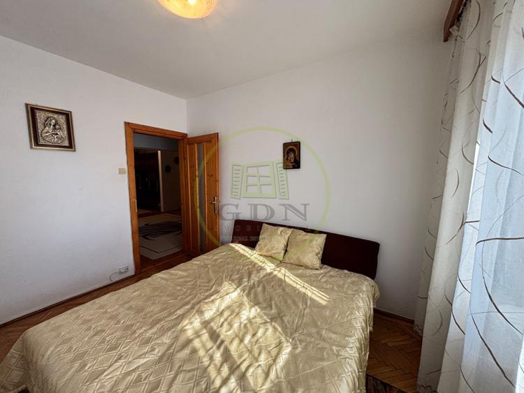 Apartament 3 camere, 70mp, Centru , zona Mercur