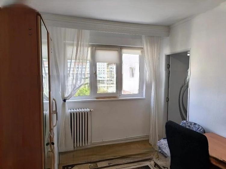 Apartament cu 1 camera - zona Pacurari - Centrul de cartier Pacurari (Esplanada Mimoza)