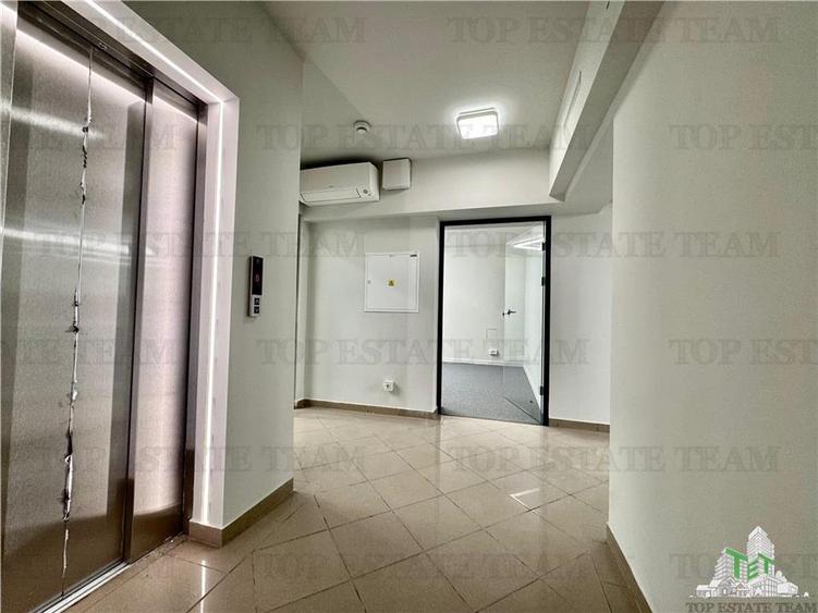 Oferta speciala ! Birou de inchiriat pentru 15 persoane la 1 minut distanta de