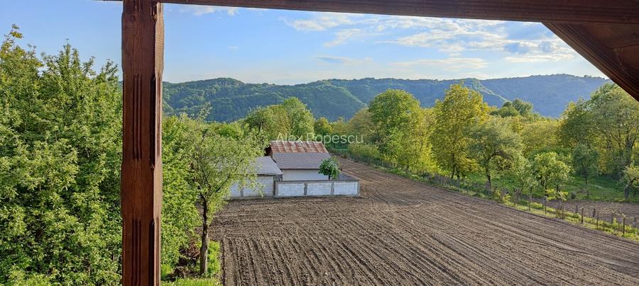 Casa+ casa batraneasca Surupate(Comuna Francesti, Valcea) - 8
