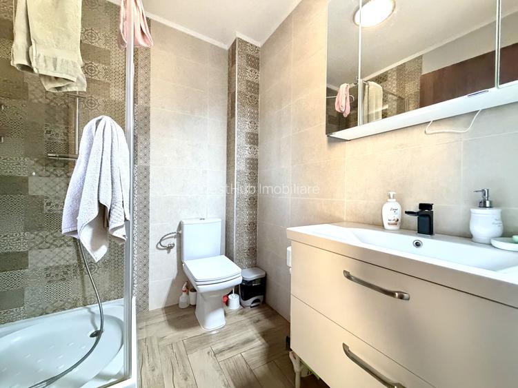 Duplex, perete dublu, 5 camere, 130 mp utili, 300 mp teren - Dumbravita - 9