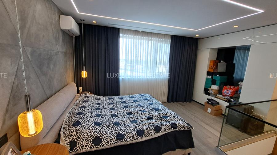 APARTAMENT 4 CAMERE CU SCARA INTERIOARA TIP LOFT -ULTRA LUX - 54