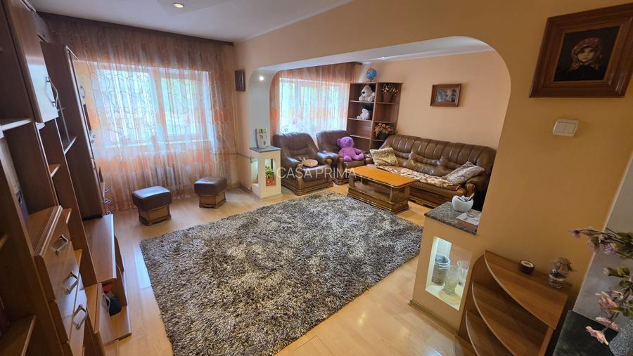 Apartament 3 camere DECOMANDAT , Zona Cug-Rond Vechi !!! - 3