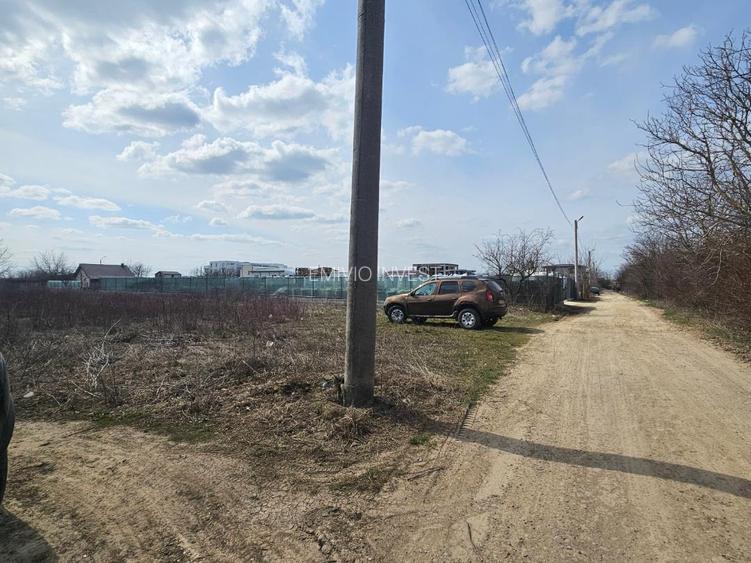 Terenuri de închiriat cu deschidere la DJ 100 – suprafețe generoase, acces TIR. - 12