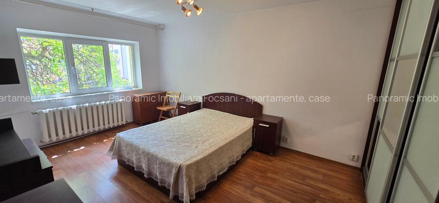 2 camere de vanzare ultracentral Focsani - 18