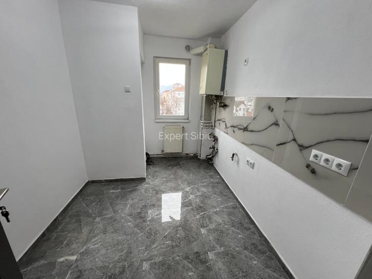 Apartament 2 camere semidecomandat,renovat, Mihai Viteazul - 8
