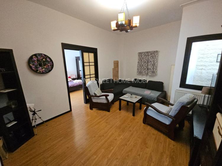 Casa cu 2 apartamente 3 cam | 140 mp | 3 Boxe +17mp | pod +45 mp | Decebal - 15