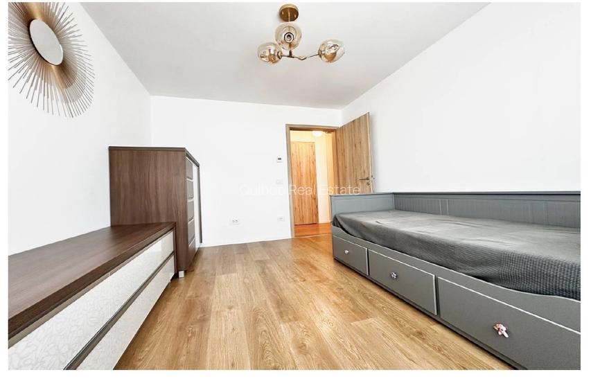 Apartament 3 camere, aleea pietonala Coresi, parcare si boxa - 2