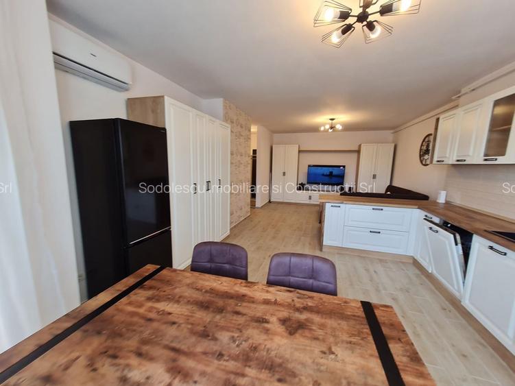 Lux la 5 minute de Iulius Town - 24