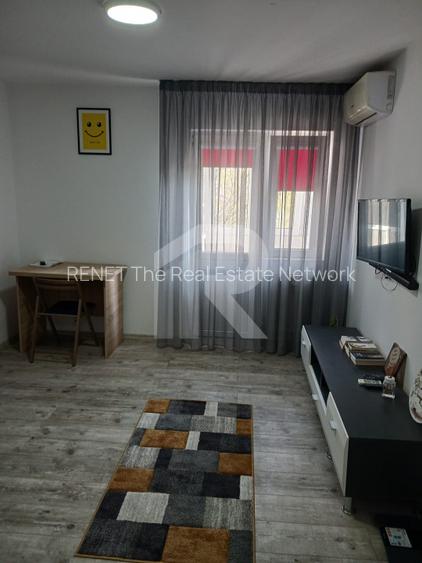 Apartament 2 camere de închiriat – Piața Sudului / Olteniței- 400 Euro - 2