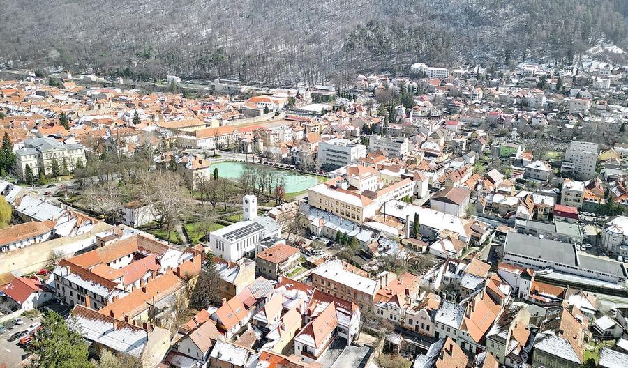 Cladire Ultracentral, multifunctionala - 26