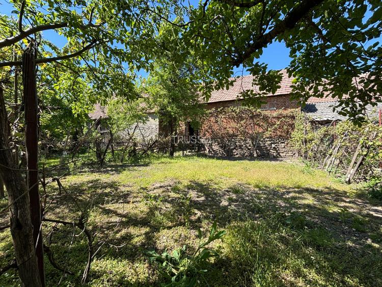 Casă de vânzare cu teren de 700 mp - Boița, Sibiu - 9