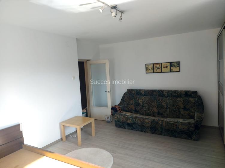 UNIRII-SPLAI,CAMERA DE COMERT,GARSONIERA 42 MP,MOBILATA MODERN,400 EURO - 5