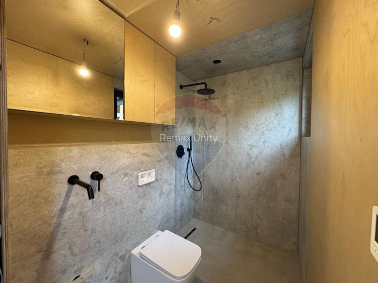 Doua case la munte, cu vedere superba, localizate in Poiana Marului - 23