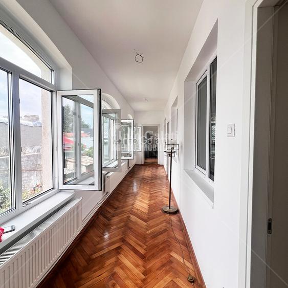 | Apartament cu 2 camere | CENTRU, Zona: ASE | Etajul: 1 | - 5