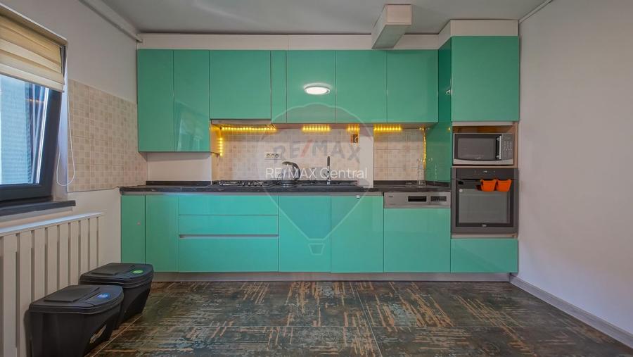 Comision 0 %! Apartament cu 4 camere de vânzare! Movilei - 5