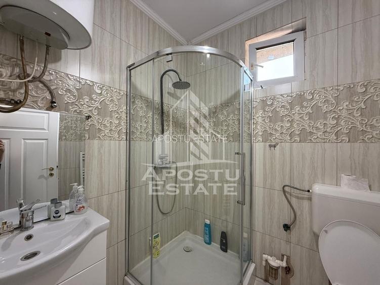 Casa individuala renovata,4 camere,garaj,teren 540 mp,Plopi - 14