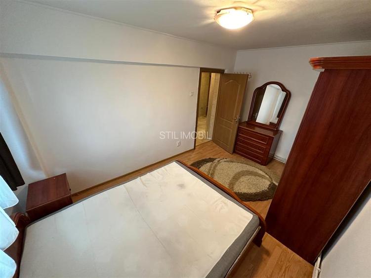 Decomandat, 2 cam, etaj 4/4, zona Hala Centrală - 7