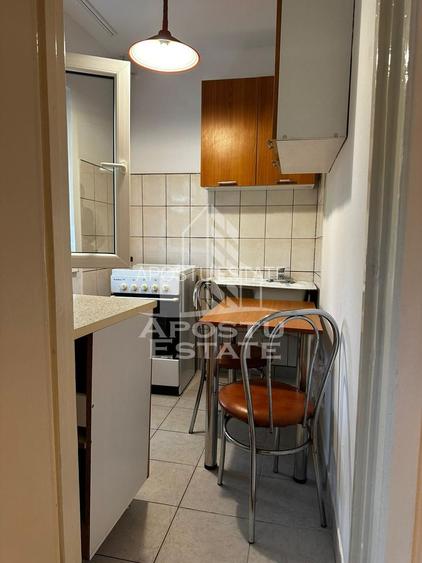 Garsoniera, 27 mp , parter, zona Lunei - 4