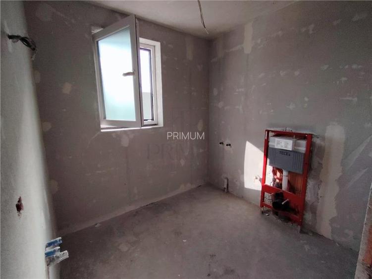 Duplex superb - bucatarie inchisa - teren 375 mp - canalizare - 9