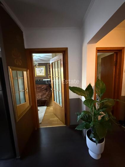 Apartament 2 camere Casa de Cultura - 4