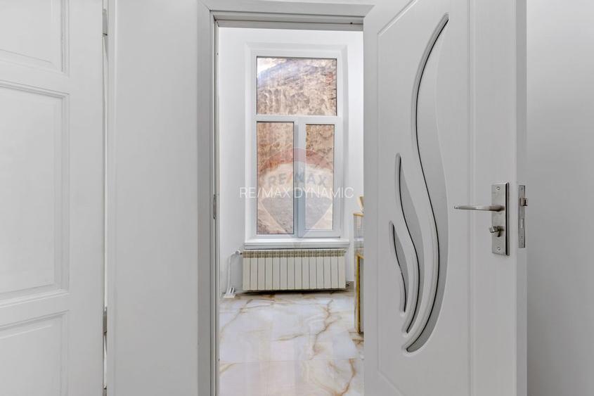 Spatiu cu destinatii multiple, zona centrala- prima inchiriere - 5