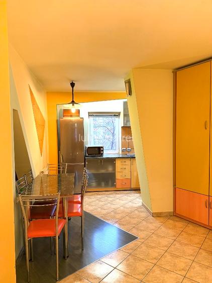 Vând apartament 3 camere, 72 mp, zona Bucovina - 12