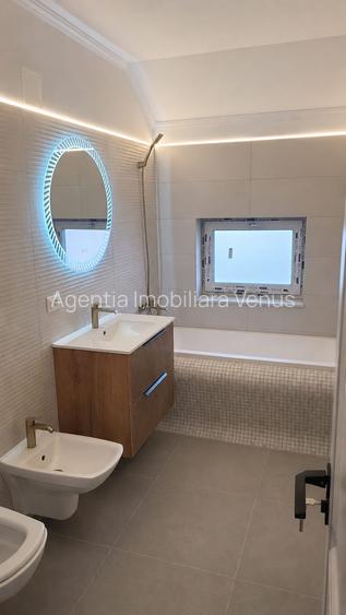 Casa noua cu etaj in oras - 7