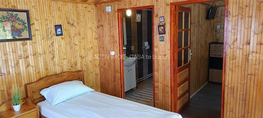 COMPLEX 5 CABANE DIN LEMN CU ACCES LA DUNARE + teren  in Podul Gornei, jud. CS - 5