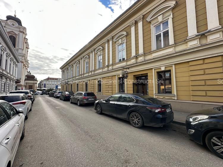 Spatiu comercial în Piața Unirii - 155 mp - 4