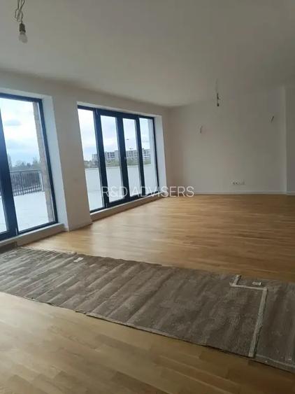 Apartament 3 Camere Sisesti I Terasa spectaculoasa si vedere la lac - 4