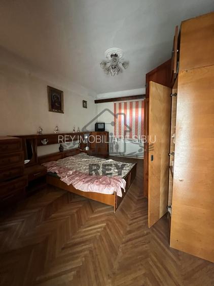 Casa singur in curte cartier Lazaret / Sibiu cu teren de 790 mp - 10
