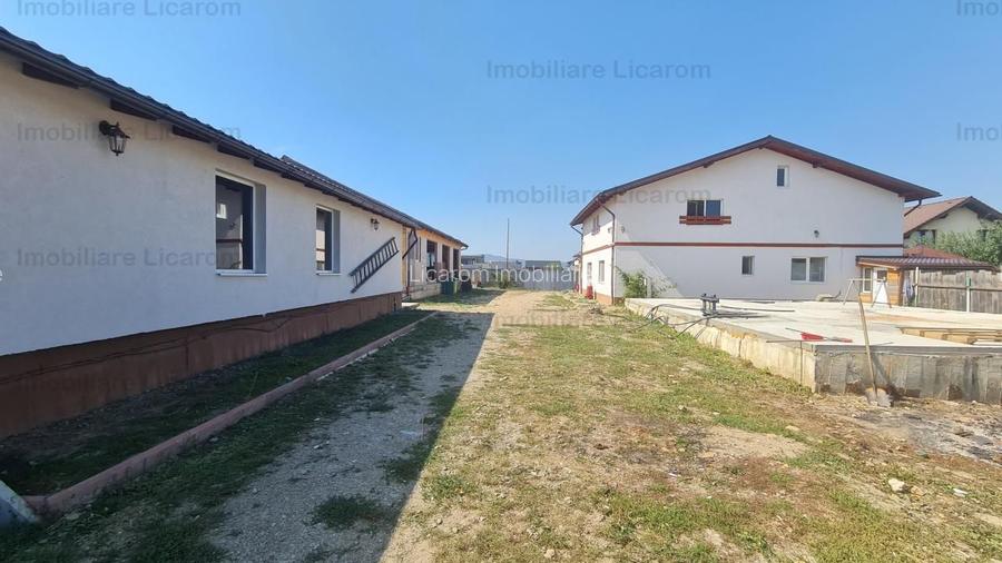 Proprietate in Cristian cu trei constructii+o fundatie,450000euro - 4