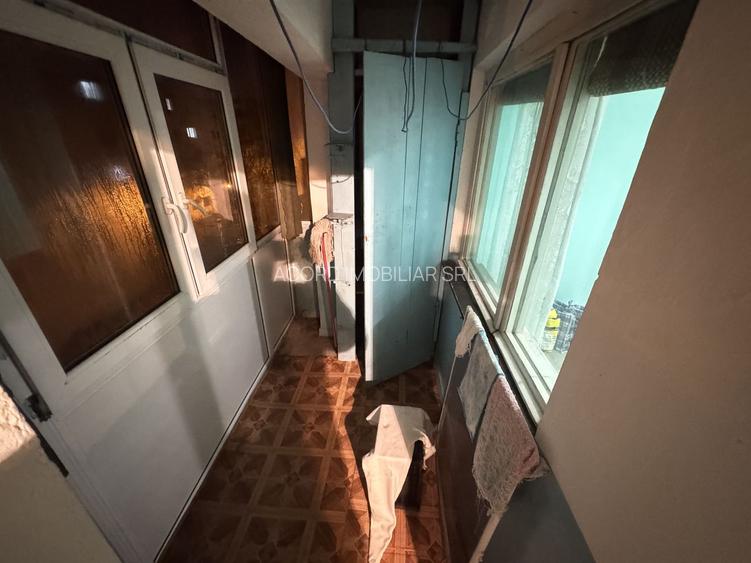 Apartament 4 camere zona Inel 2 - 11