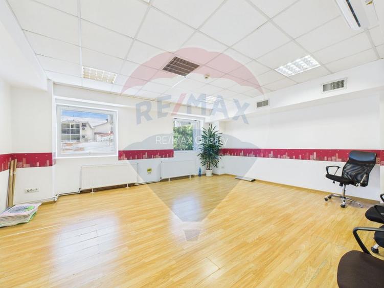 Zona Vitan - Spațiu de birouri suprafata 183 mp - 23