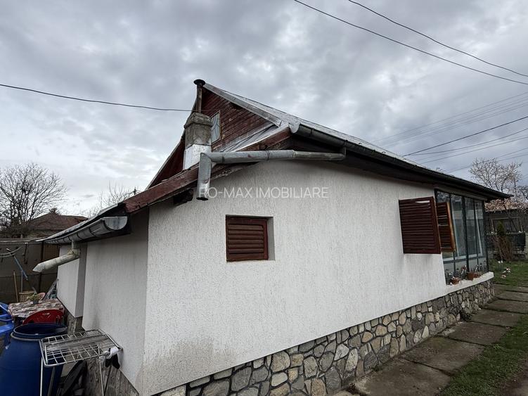 Casă corp C1 84mp + casă corp C2 51mp+garaj+ grădină și teren 889mp - 28