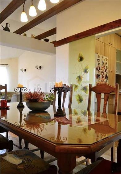 GIROC - INDIVIDUALA - Pe parter - 5 Camere - Dressing - 3