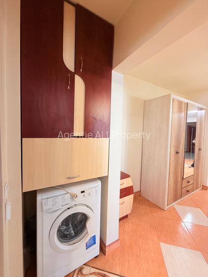 NICOLINA, STR. LIBERTATII, 3 CAMERE DECOMANDAT, ET 2 - 6