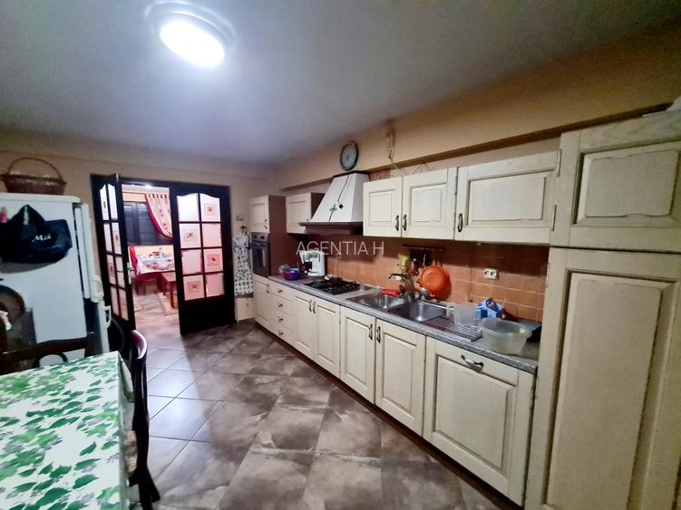 Vila P+1+M zona Militari - Pacii - str. Paralutelor constructie 2007 tip duplex - 34