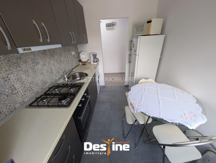 Apartament central cu 2 camere de 41 mp la etajul 2, baie cu geam, pe str. Arcu - 9