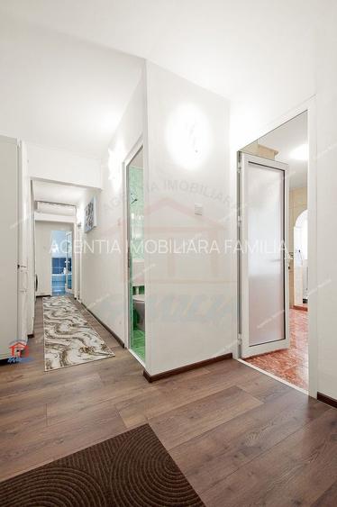 De închiriat apartament 3 camere, Micro 20 - 11
