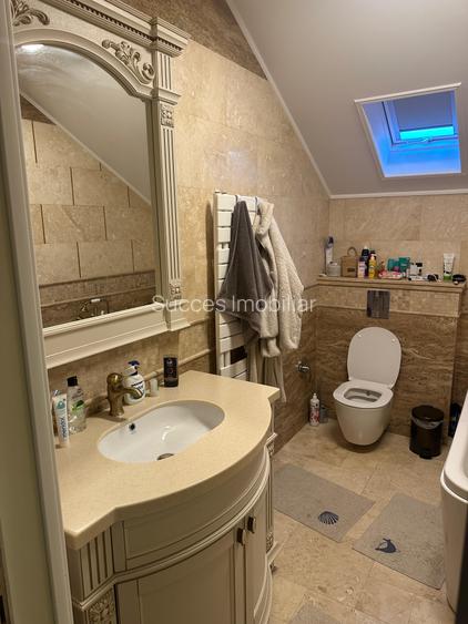 BRANESTI-VILA SUPERBISSIMA,LA LAC,PISCINA,FANTASTICA,UNICAT,700000 EURO - 30