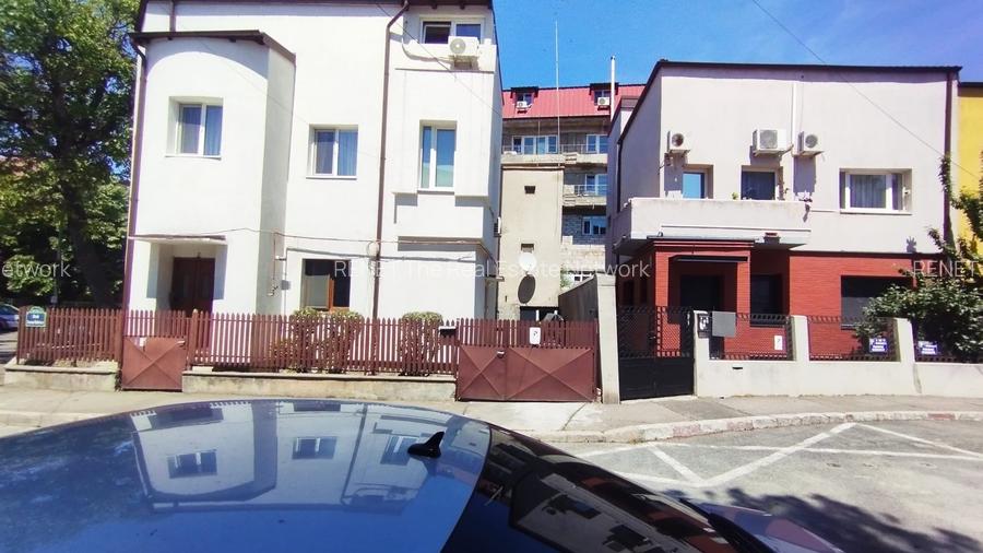 Casă cu curte în zona Tineretului-Budapesta - 3