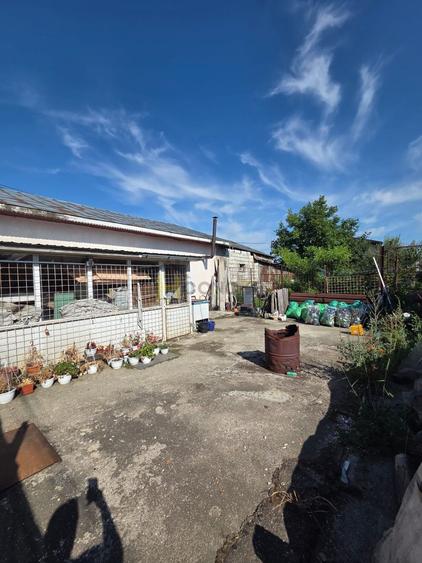Spatiu comercial Magazin alimentar si Bar-Oportunitate