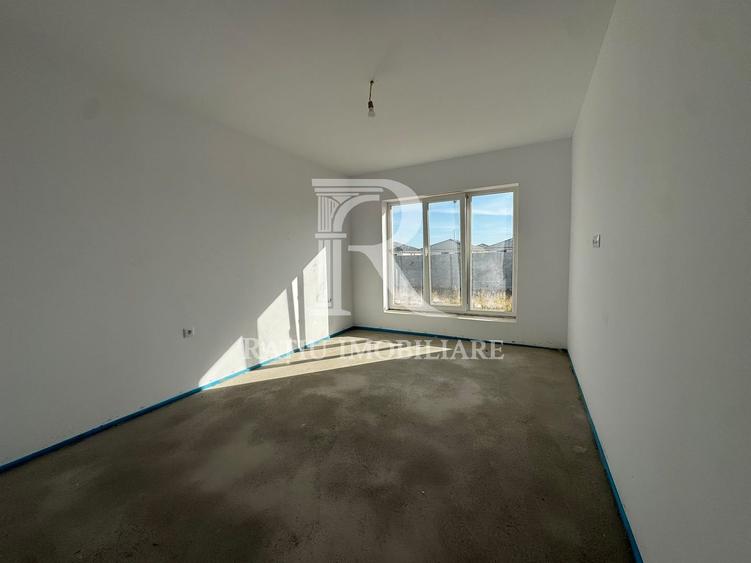 De Vanzare| Casa la alb cu 4 camere | Santandrei | 155.000 €