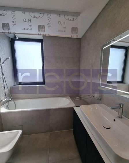 INCHIRIERE 5 CAMERE - DECOMANDAT -2 LOC PARCARE -FLOREASA - 11