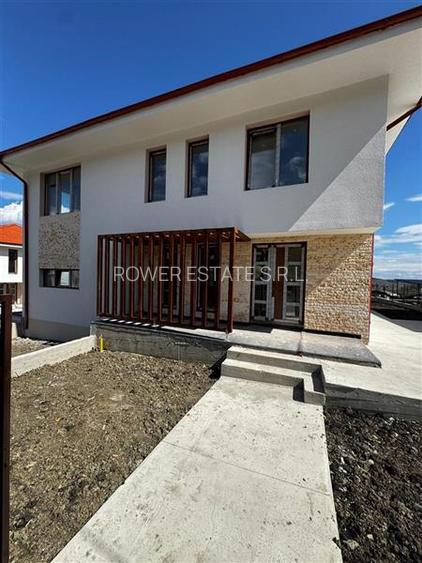 Casa Tip Duplex parter+etaj,120 mp utili,400 mp de teren, situata in Chinteni! - 12